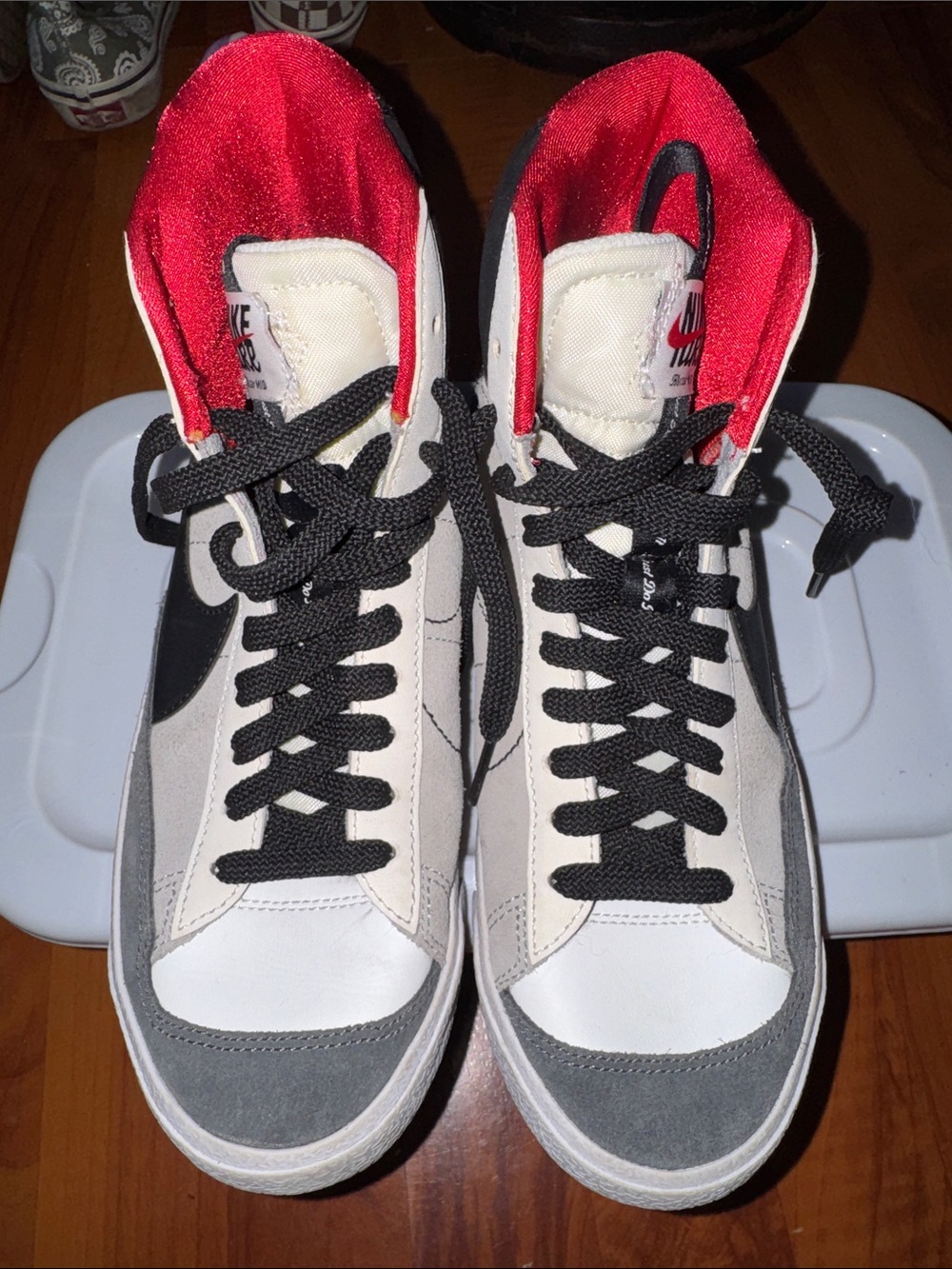 Nike Blazer Mid